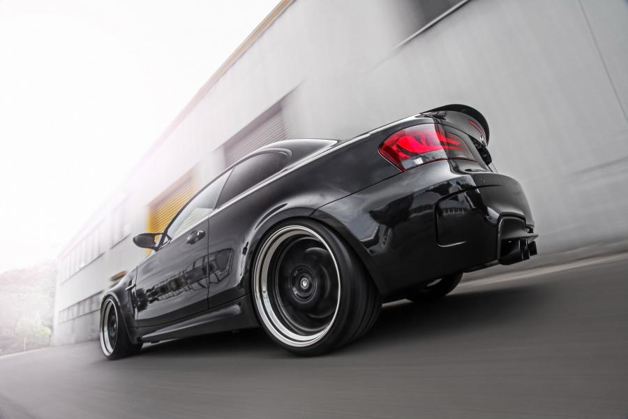  BMW 1M Coupe by OK-Chiptuning 2015 года  (фото 11 из 16)